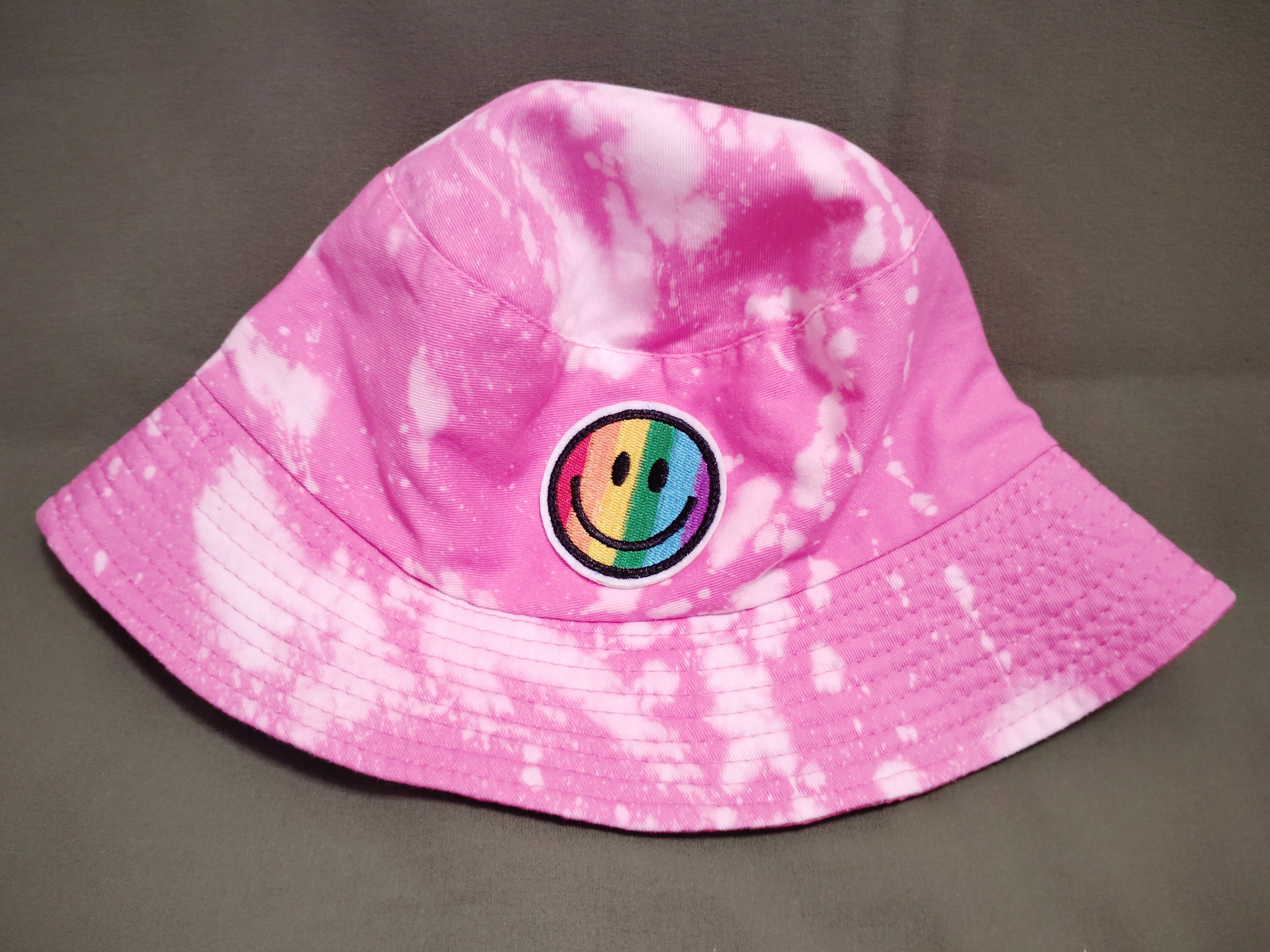 (Hot Pink)Smiley Face - Bleached Dyed - Bucket Hat (Adult) Large